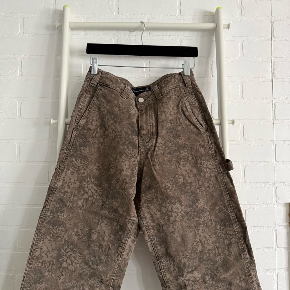 Abercrombie & Fitch Brown Floral Men's Cargo Jeans